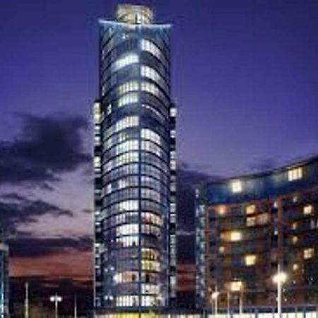 Utopia 007 Apartment Портсмът Екстериор снимка