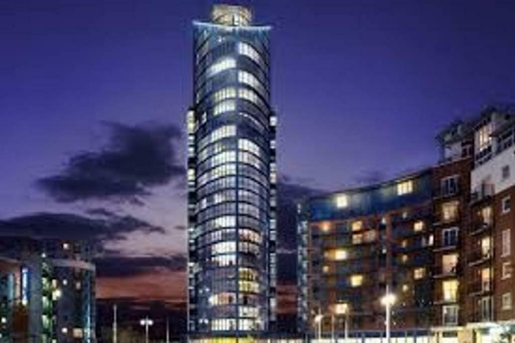 Utopia 007 Apartment Портсмът Екстериор снимка